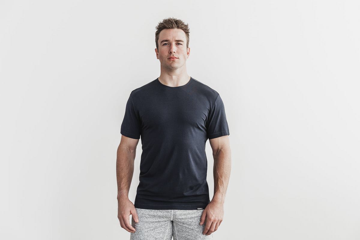 Nobull Lightweight Men's T Shirts Navy | Australia (XH2346)